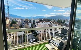 Panorama Stay, Pool, Balcony And Mountain View